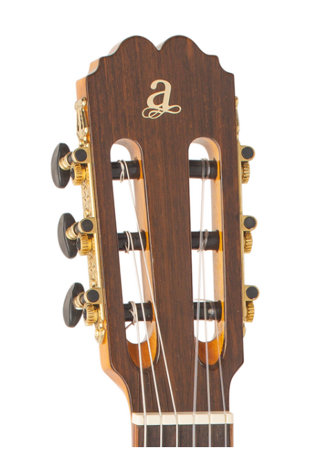 GUITARRA CLÁSICA ADMIRA TRIANA SERIE FLAMENCO ELECTRIFICADA CON EQ-6