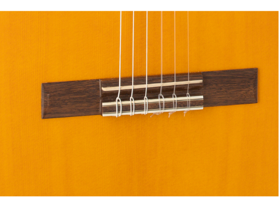 GUITARRA CLÁSICA ADMIRA TRIANA SERIE FLAMENCO ELECTRIFICADA EQ6