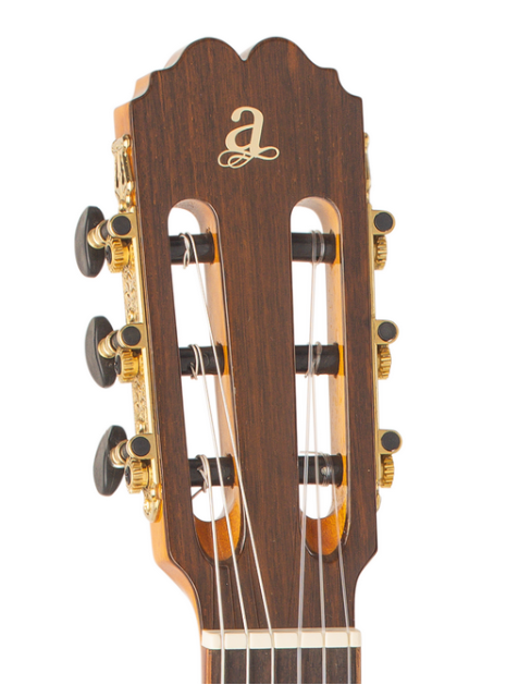 GUITARRA CLÁSICA ADMIRA TRIANA SERIE FLAMENCO ELECTRIFICADA EQ6