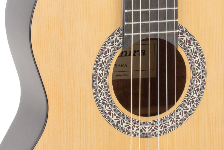 GUITARRA CLÁSICA ADMIRA SARA 3/4 SERIE INICIACIÓN BRILLO