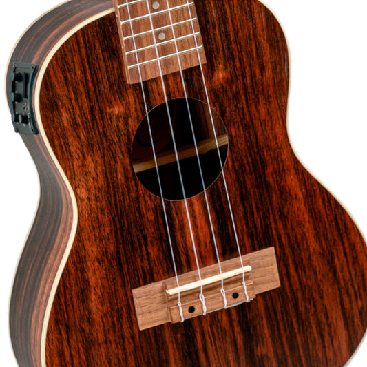 Ukelele Concert Bones SP260CE Ebony Electrificado