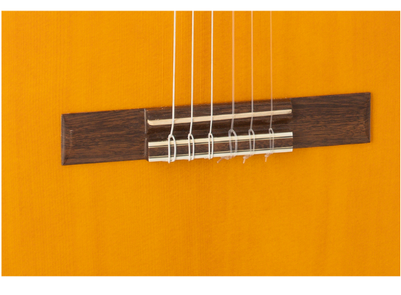 GUITARRA CLÁSICA ADMIRA TRIANA SERIE FLAMENCO CUTAWAY