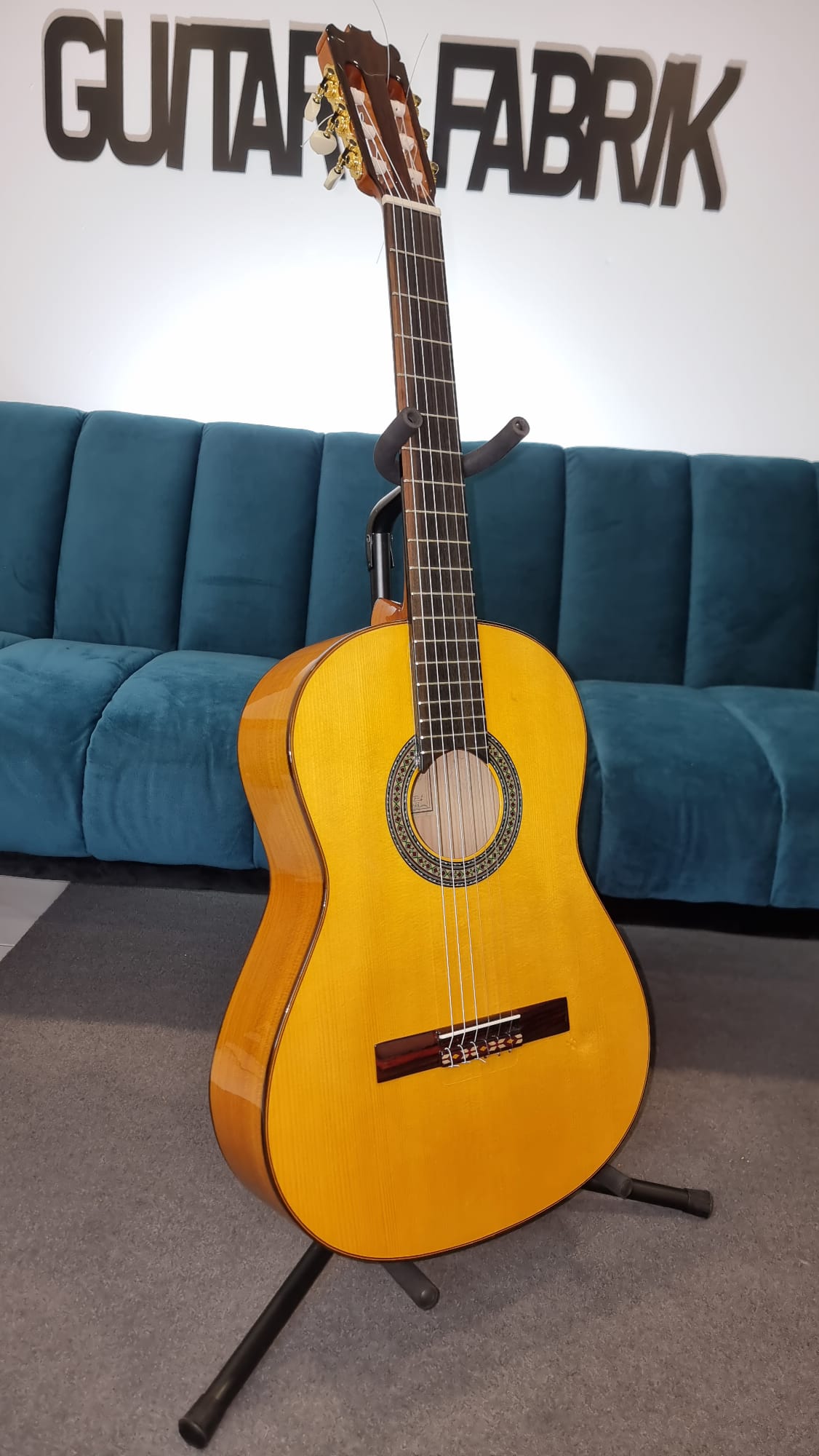 Guitarra flamenca maciza luthier martin