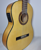 Guitarra Flamenca Modelo PM Amplificada con Fishman