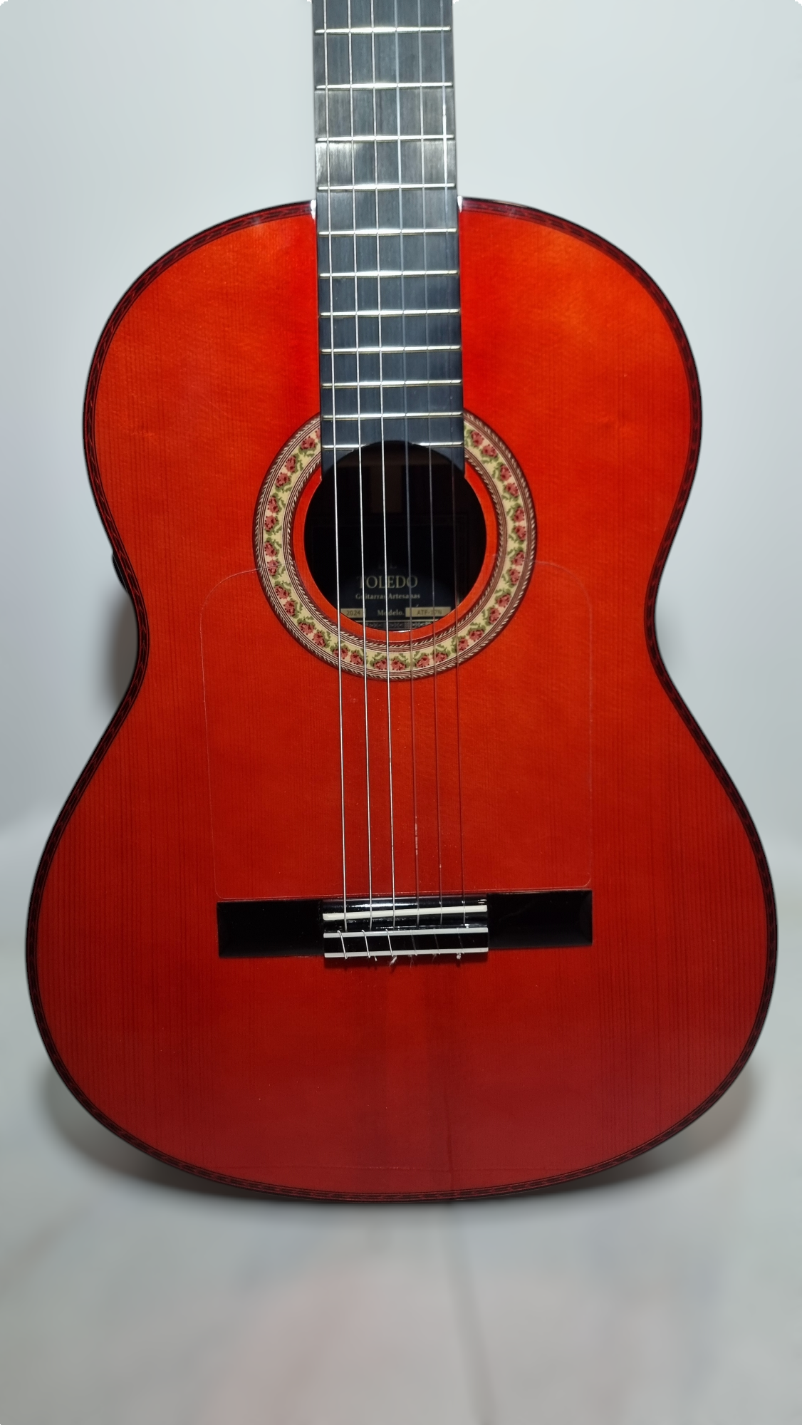 Guitarra Flamenca Antonio de Toledo ATF17NR con Previo 0S1