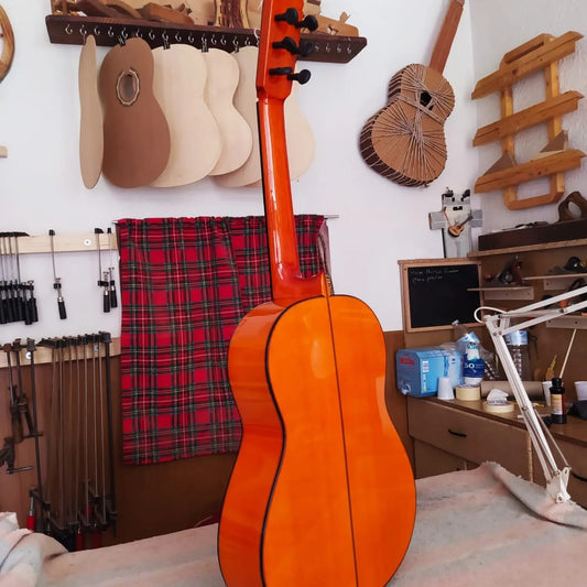 GUITARRA FLAMENCA CARAMELO DE PALILLOS MECÁNICOS