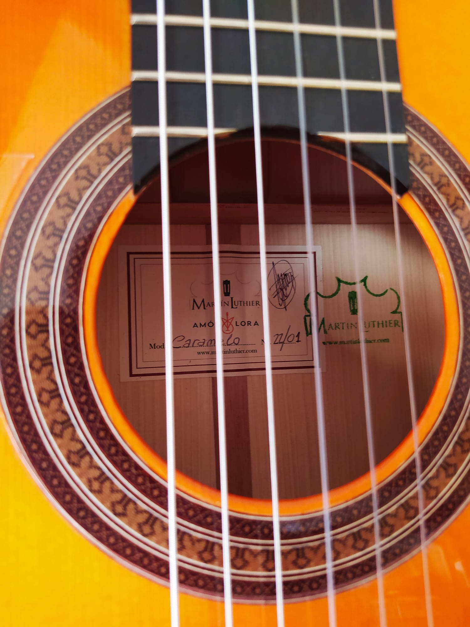 GUITARRA FLAMENCA CARAMELO PINO ABETO