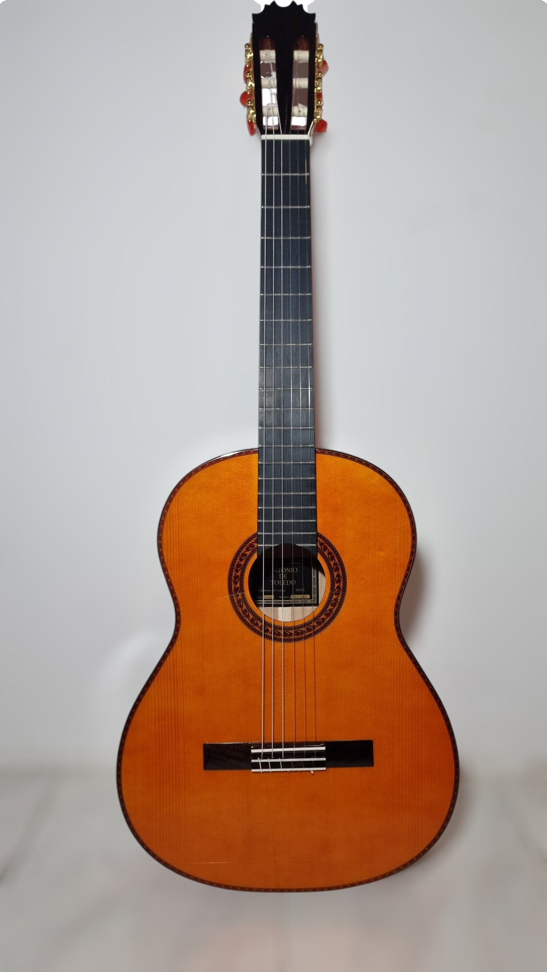 Guitarra Flamenca Antonio De Toledo ATF-17M de Arce Rizado